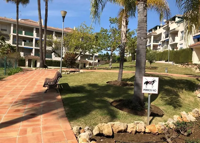 Puerto Banus! Sunny & Comfy 2 Bd W/ Pool & Terrace Apartament Marbella