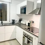 Apartamento Puerto Banus! Sunny&comfy 2 bd w pool&terrace *