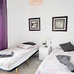 Puerto Banus! Sunny&comfy 2 bd w pool&terrace Apartamento