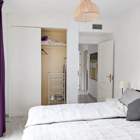Puerto Banus! Two Bedroom W/ Pool & Terrace * Marbella