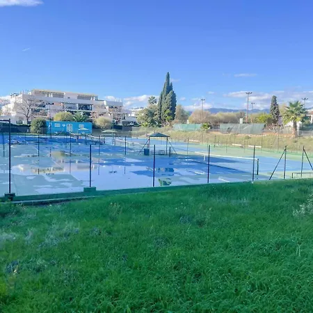 Apartamento Puerto Banus! Two Bedroom W/ Pool & Terrace Marbella