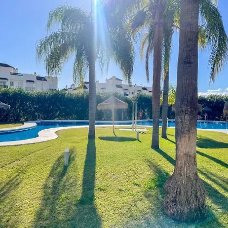 Puerto Banus! Sunny & Comfy 2 Bd W/ Pool & Terrace Апартаменти *