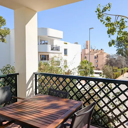 Apartment Puerto Banus! Sunny 2 Bedroom W/ Pool & Terrace Marbella