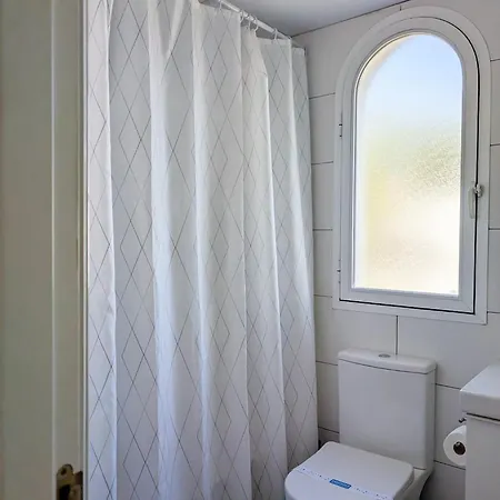 Puerto Banus! Sunny 2 Bedroom W/ Pool & Terrace *