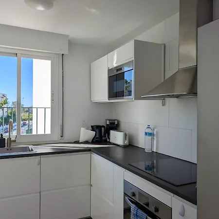 Apartamento Puerto Banus! Two Bedroom W/ Pool & Terrace *