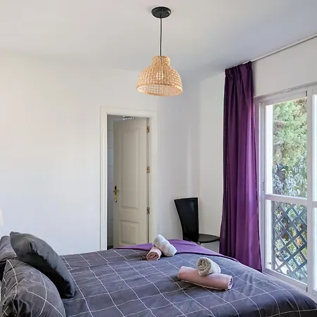 Puerto Banus! Two Bedroom W/ Pool & Terrace *