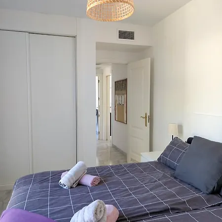 Puerto Banus! Two Bedroom W/ Pool & Terrace Apartamento Marbella