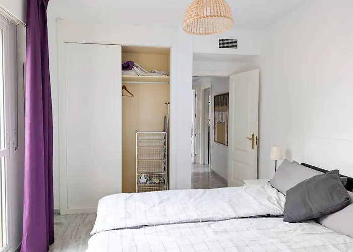 Puerto Banus! Sunny & Comfy 2 Bd W/ Pool & Terrace * Марбелья