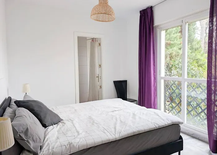 Puerto Banus! Sunny & Comfy 2 Bd W/ Pool & Terrace Марбелья